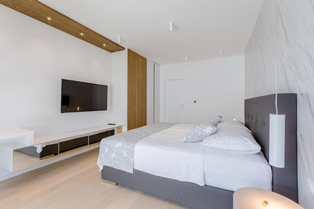 Villa Vitae & Villa Pax Сутиван Номер фото
